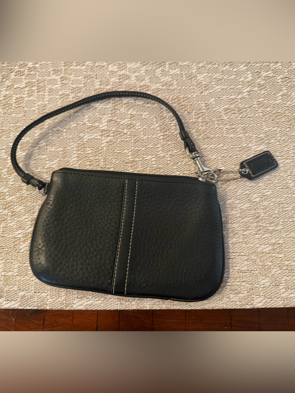 Vintage pebbled leather Coach wristlet